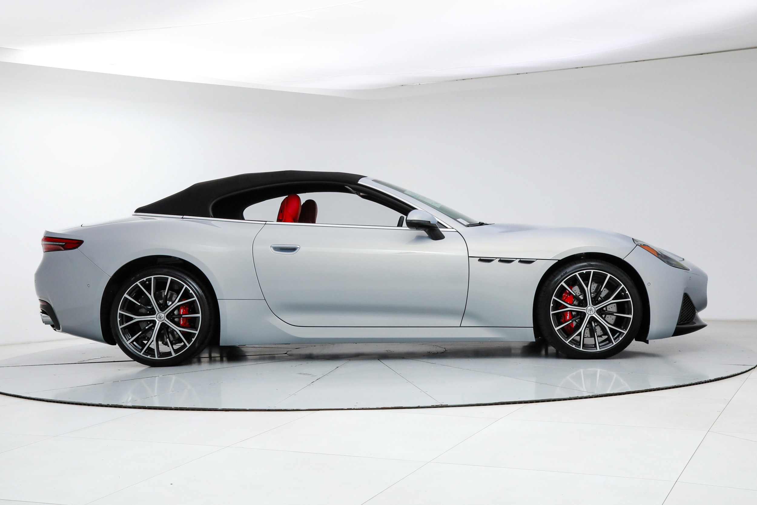 New 2026 Maserati GranCabrio Modena AWD/4WD image 4