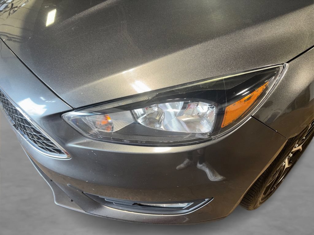 Certified 2018 Ford Focus SEL FWD image 20