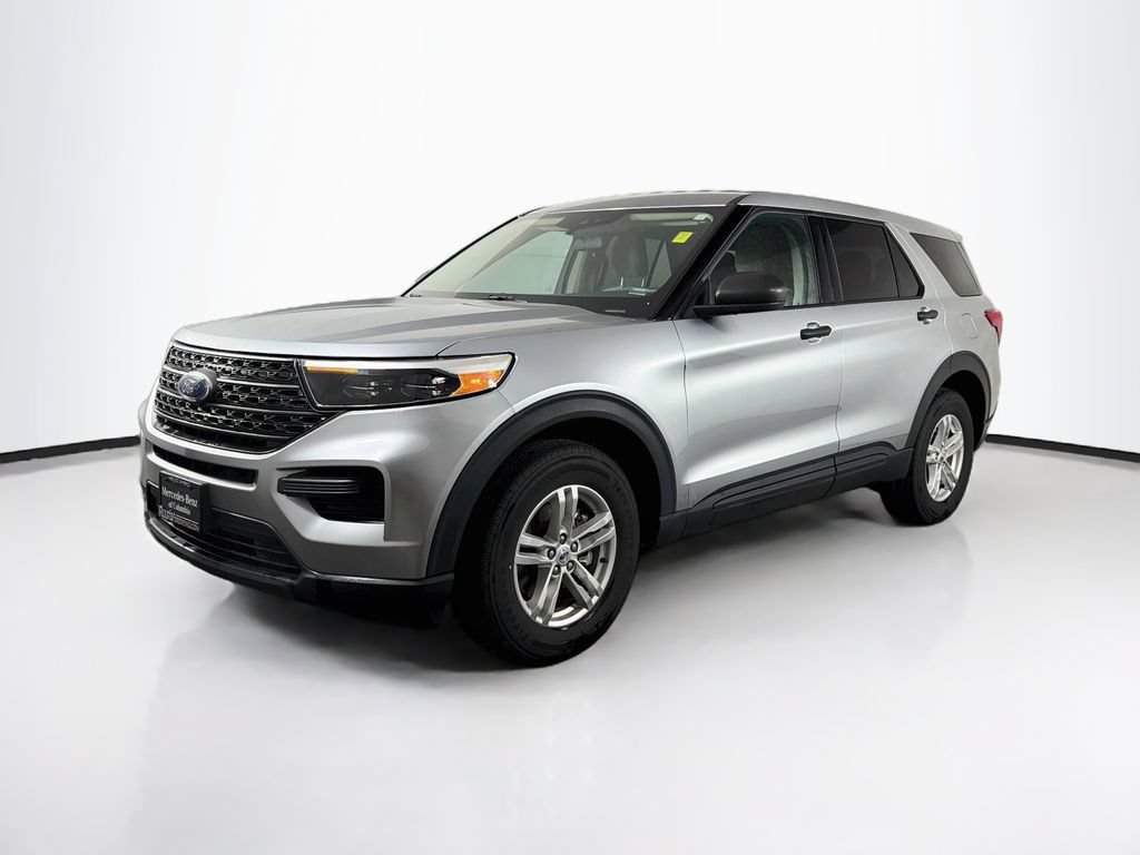 Used 2023 Ford Explorer 4WD image 3