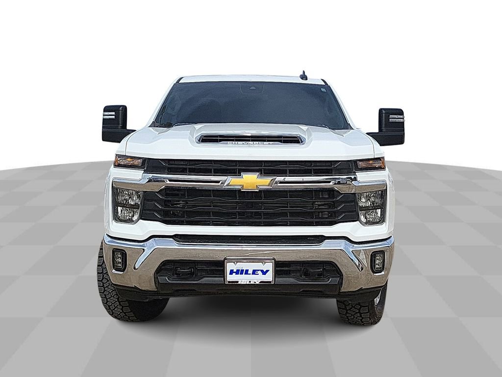 Used 2024 Chevrolet Silverado 2500 LT image 3