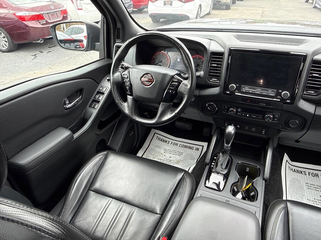 Used 2022 Nissan Frontier PRO-4X image 19
