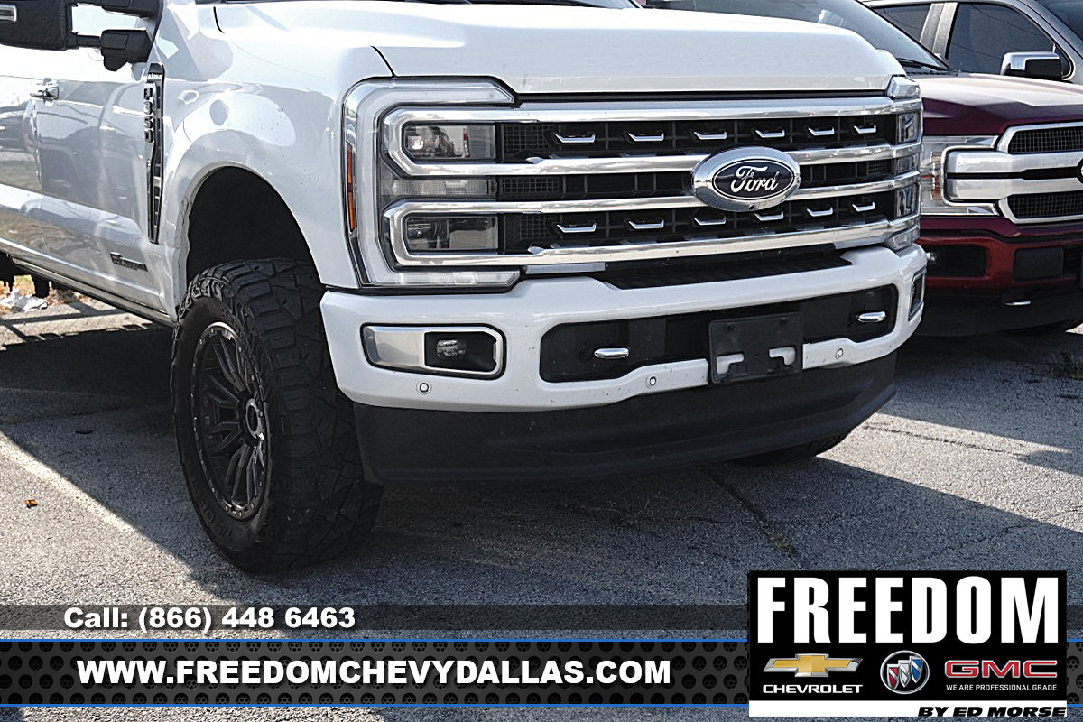 Used 2024 Ford F350 Platinum w/ FX4 Off-Road Package AWD/4WD image 2