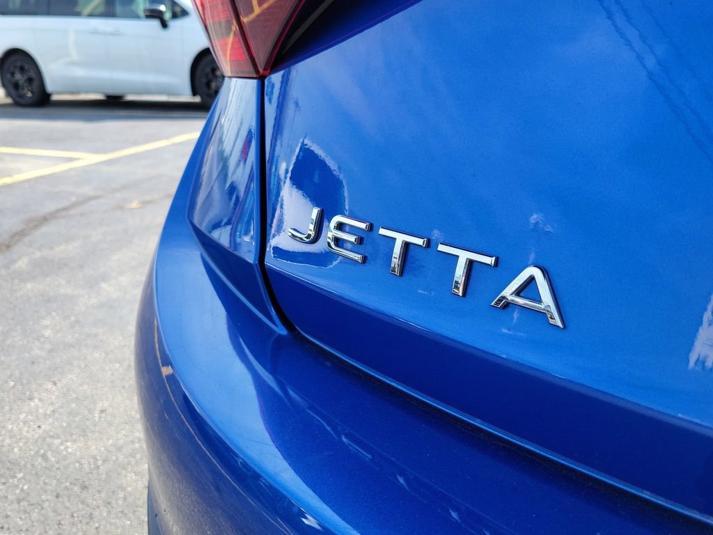 Used 2024 Volkswagen Jetta SE FWD image 8