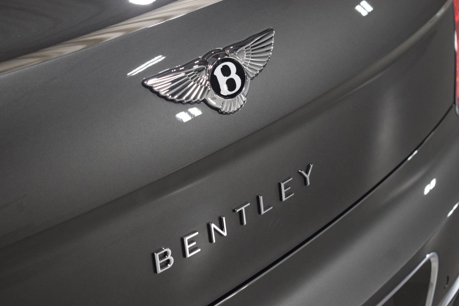 New 2026 Bentley Flying Spur Plug-In Hybrid AWD/4WD image 15