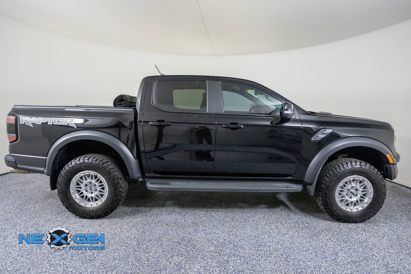 Used 2024 Ford Ranger Raptor AWD/4WD image 8