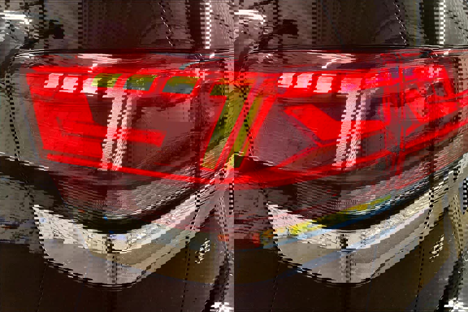 Used 2025 Volkswagen Atlas SE w/ Black Wheel Package image 30