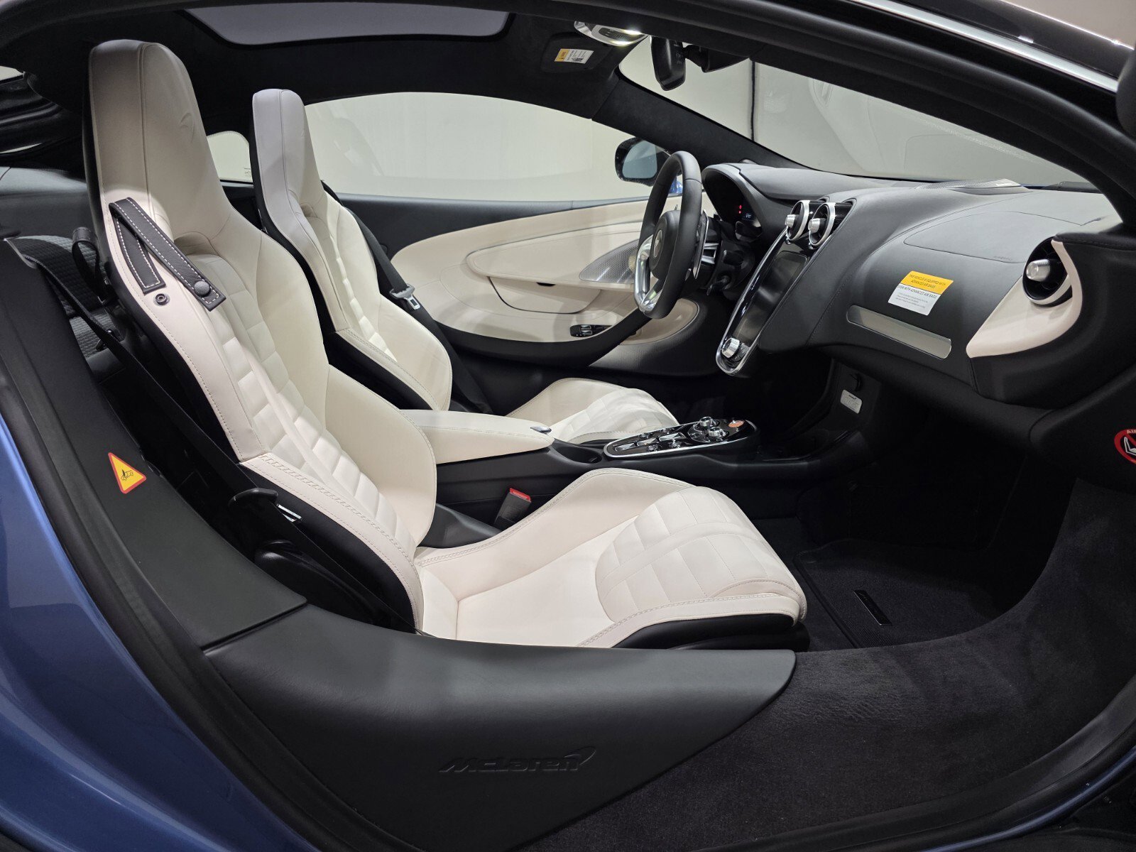 New 2026 McLaren GTS RWD image 15