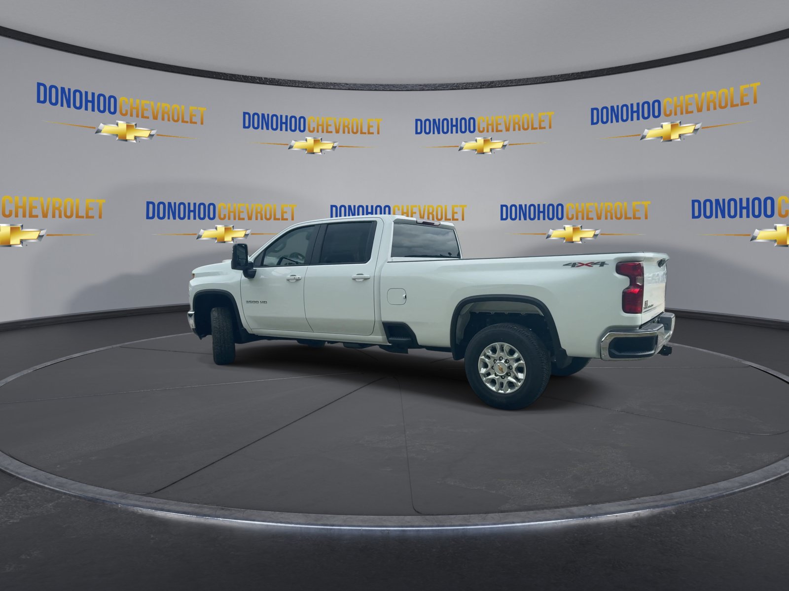New 2026 Chevrolet Silverado 3500 LT AWD/4WD image 9