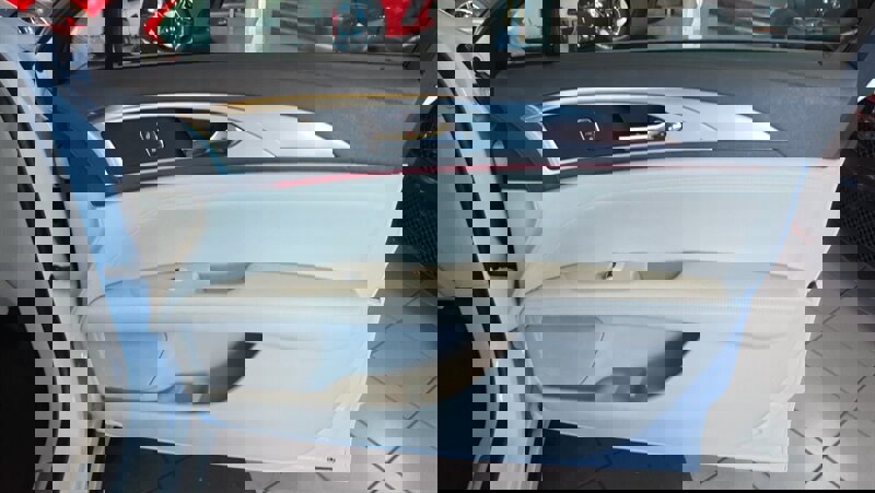 Used 2020 Lincoln MKZ w/ Convenience Package image 31