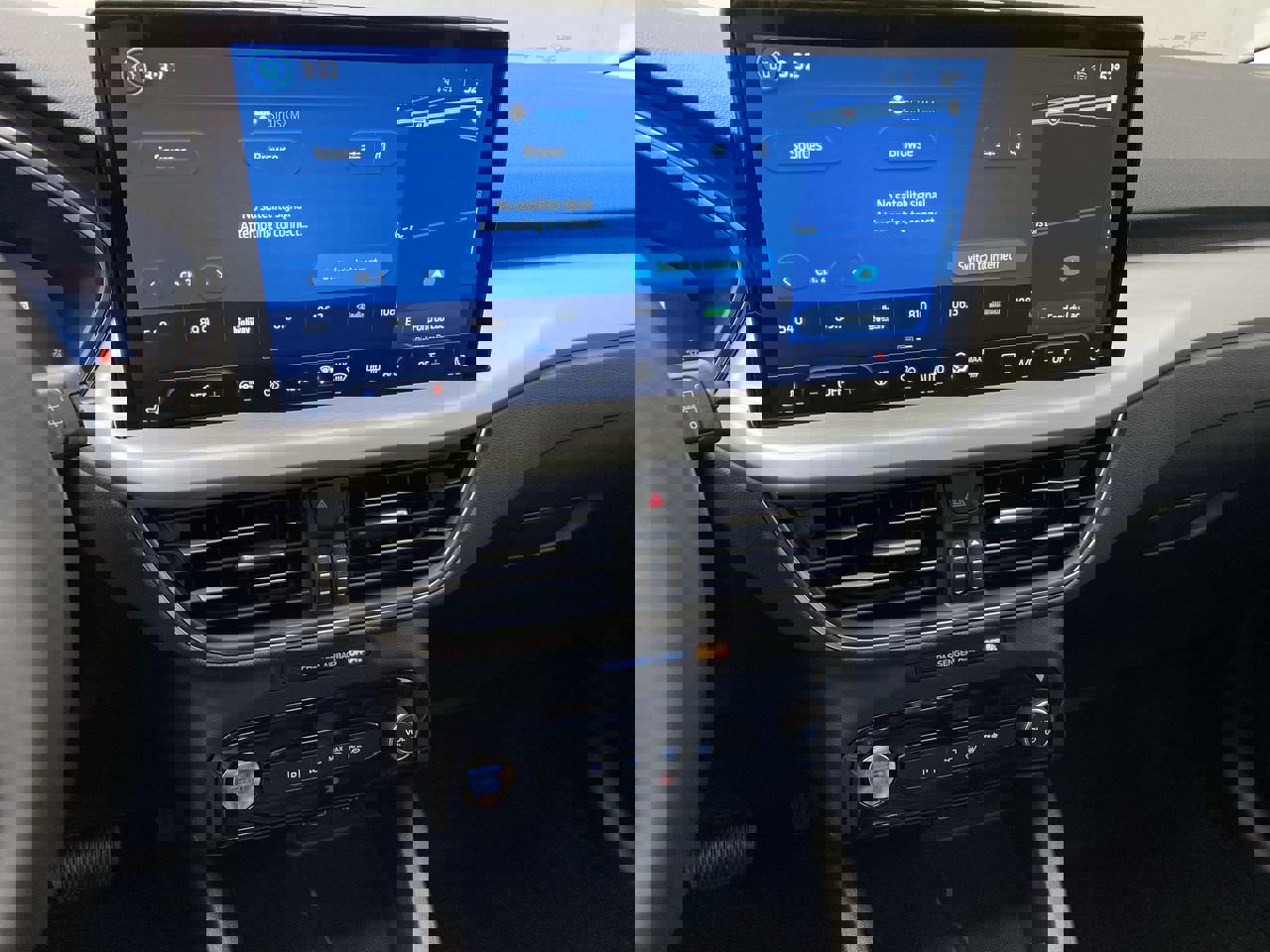 New 2024 Ford Escape SE w/ PHEV Premium Package image 16