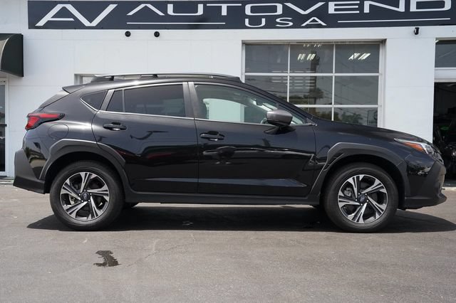 Used 2024 Subaru Crosstrek 2.0i Premium AWD/4WD image 17