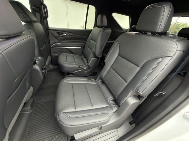 New 2026 Chevrolet Traverse LT w/ Driver Confidence Package FWD image 18