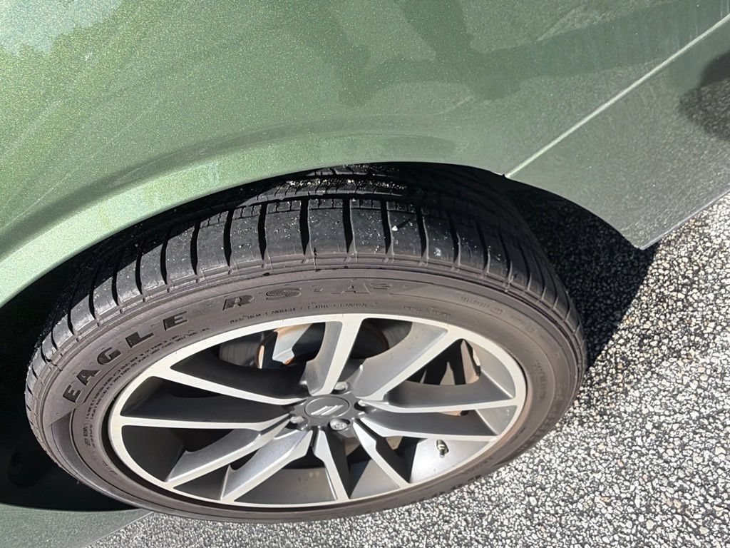 Used 2023 Dodge Challenger R/T RWD image 9