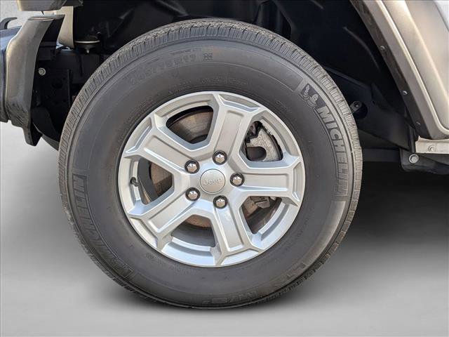 Used 2022 Jeep Wrangler Unlimited Sport image 26