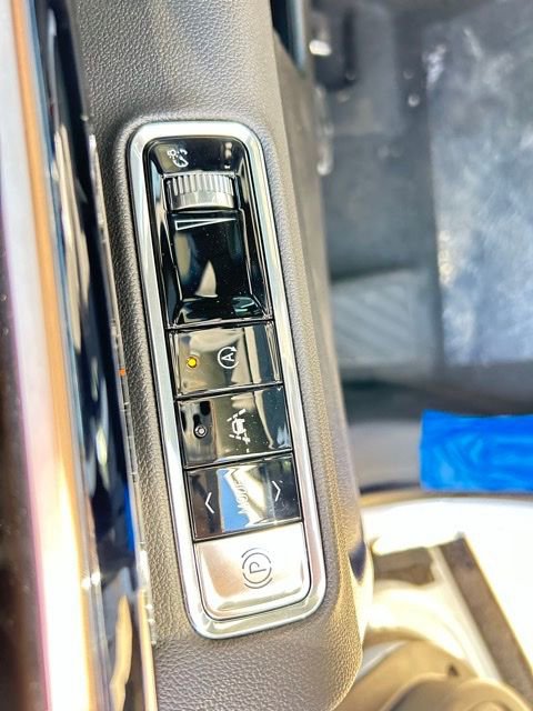 New 2025 Buick Envision Sport Touring image 14