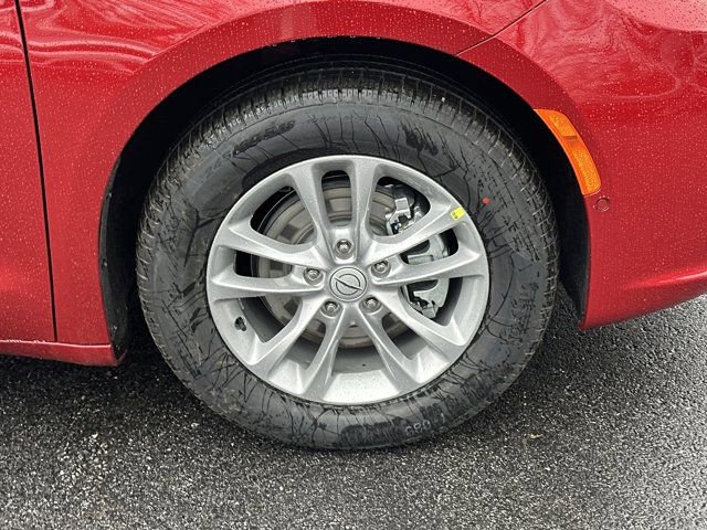 New 2026 Chrysler Pacifica Select image 13