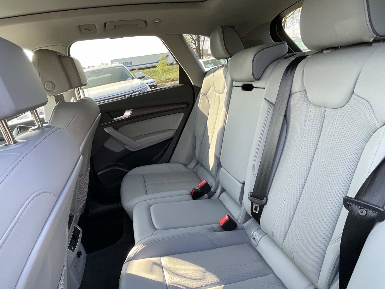 Certified 2023 Audi Q5 2.0T Prestige AWD/4WD image 12