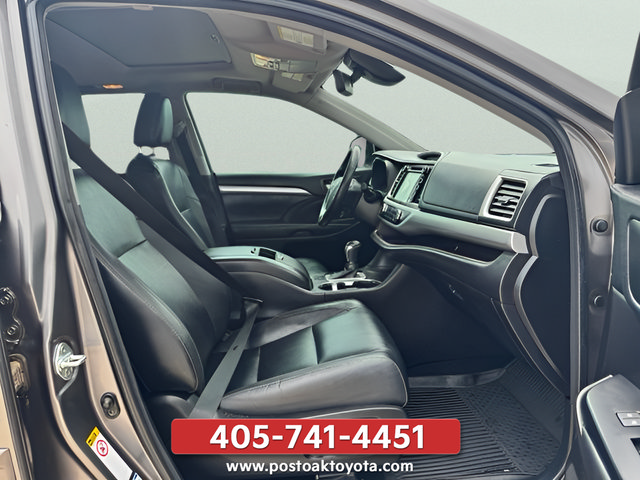 Used 2018 Toyota Highlander XLE w/ Protection Package #3 AWD/4WD image 15