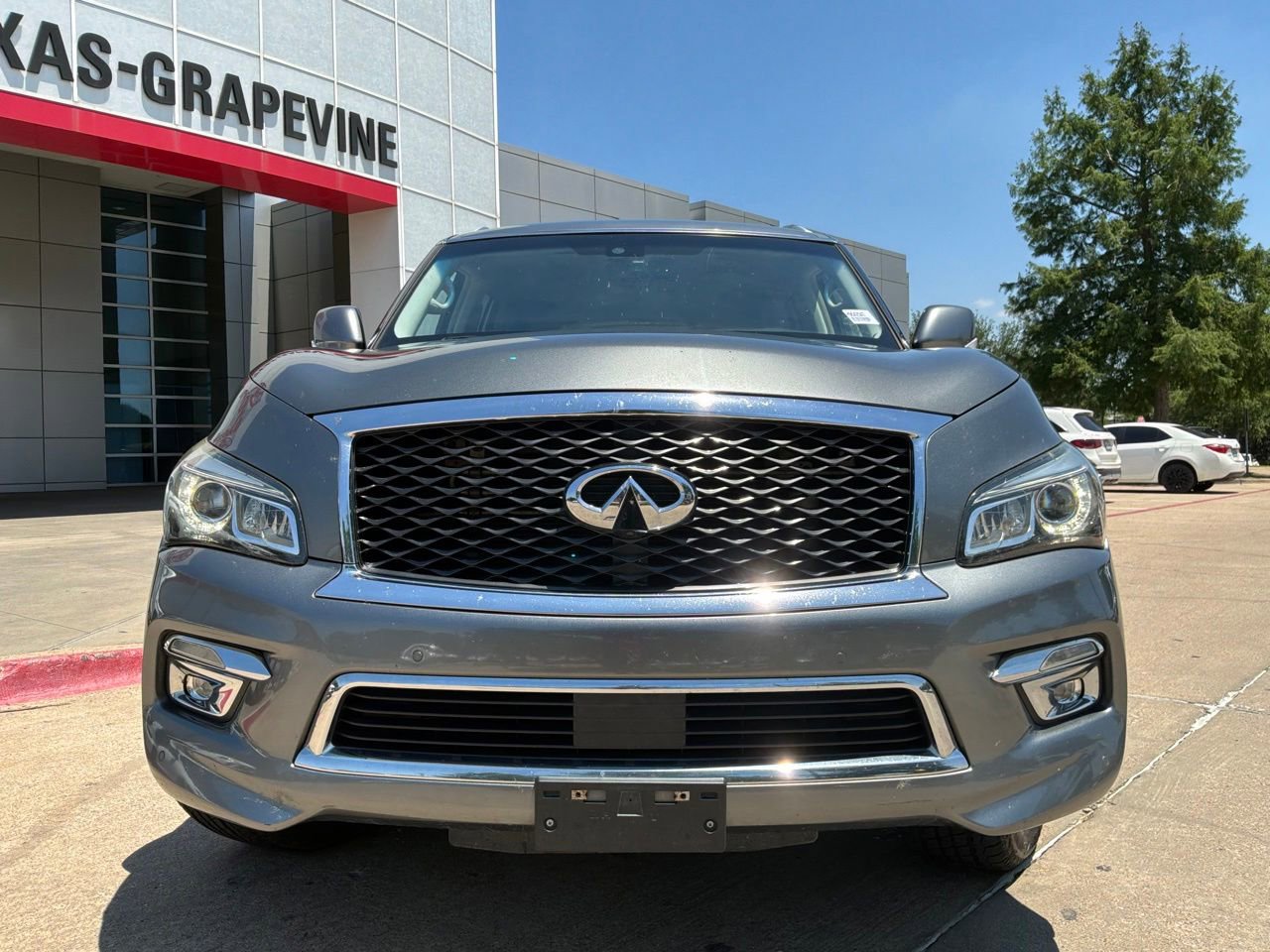 Used 2017 INFINITI QX80 2WD image 3