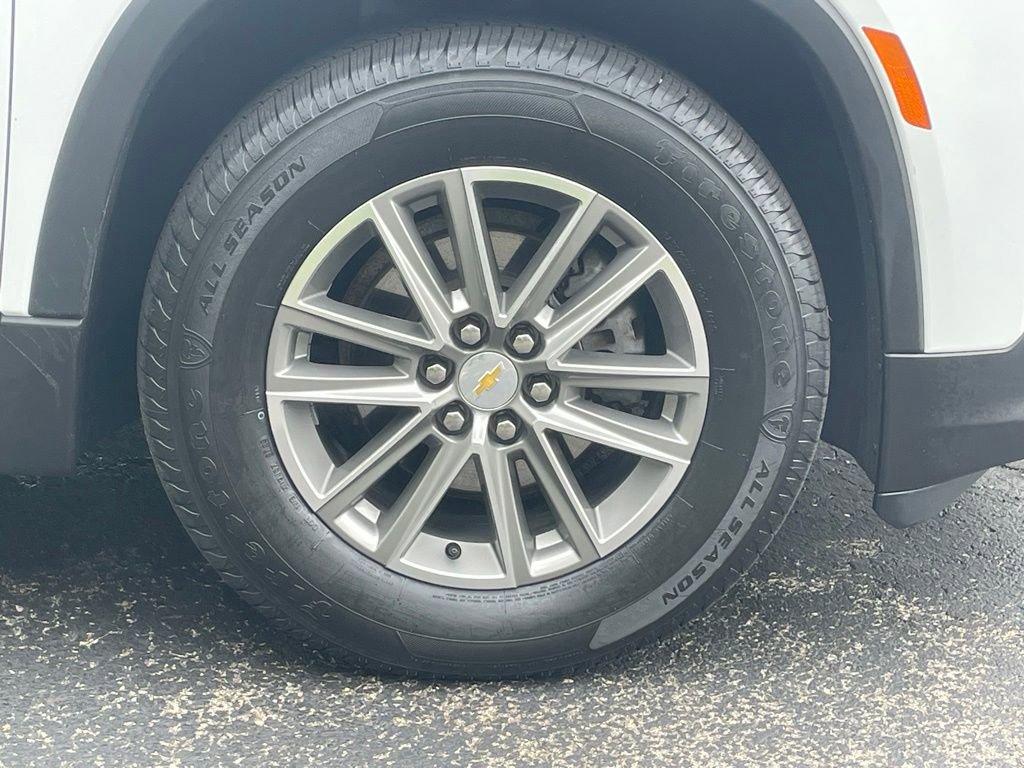 Certified 2023 Chevrolet Traverse LT AWD/4WD image 9