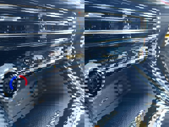 New 2026 Chevrolet Traverse RS w/ LPO, Floor Liner Package image 11