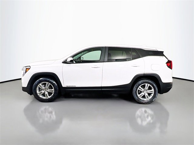 Used 2024 GMC Terrain SLE image 6