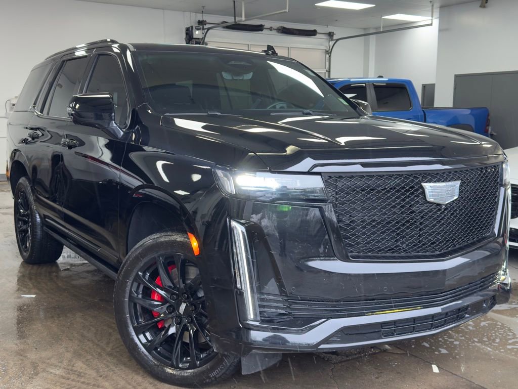 Used 2022 Cadillac Escalade Sport Platinum w/ LPO, ONYX Package image 1