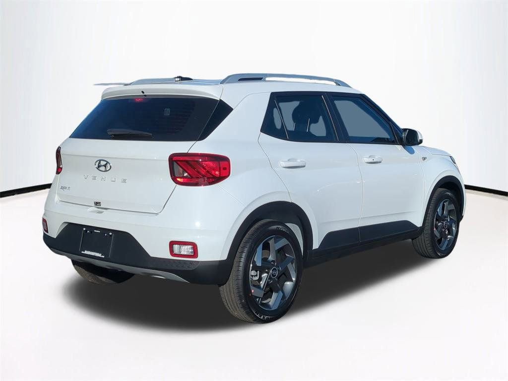 New 2026 Hyundai Venue SEL image 5