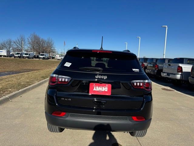 New 2026 Jeep Compass Latitude AWD/4WD image 6
