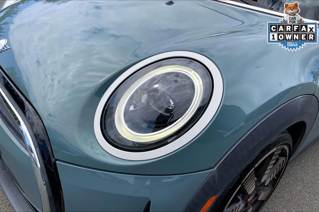 Certified 2023 MINI Cooper 2-Door Hardtop w/ Multitone Edition image 24