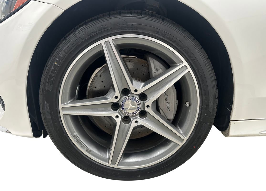 Used 2015 Mercedes-Benz C 300 4MATIC Sedan image 9