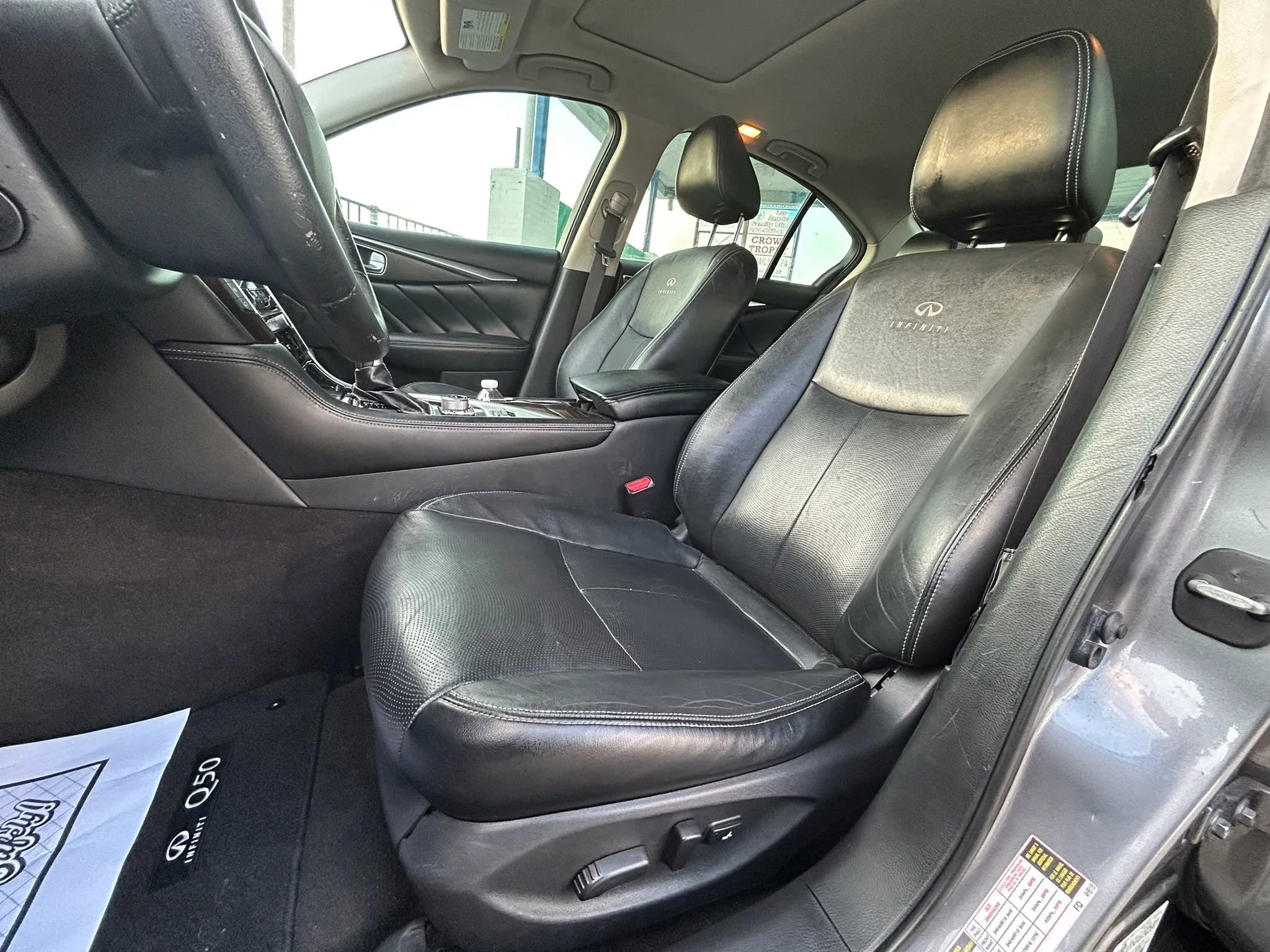 Used 2014 INFINITI Q50 Premium w/ Technology Package RWD image 9