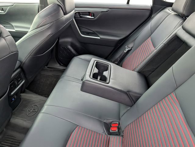 Used 2022 Toyota RAV4 XSE w/ Weather Package image 22