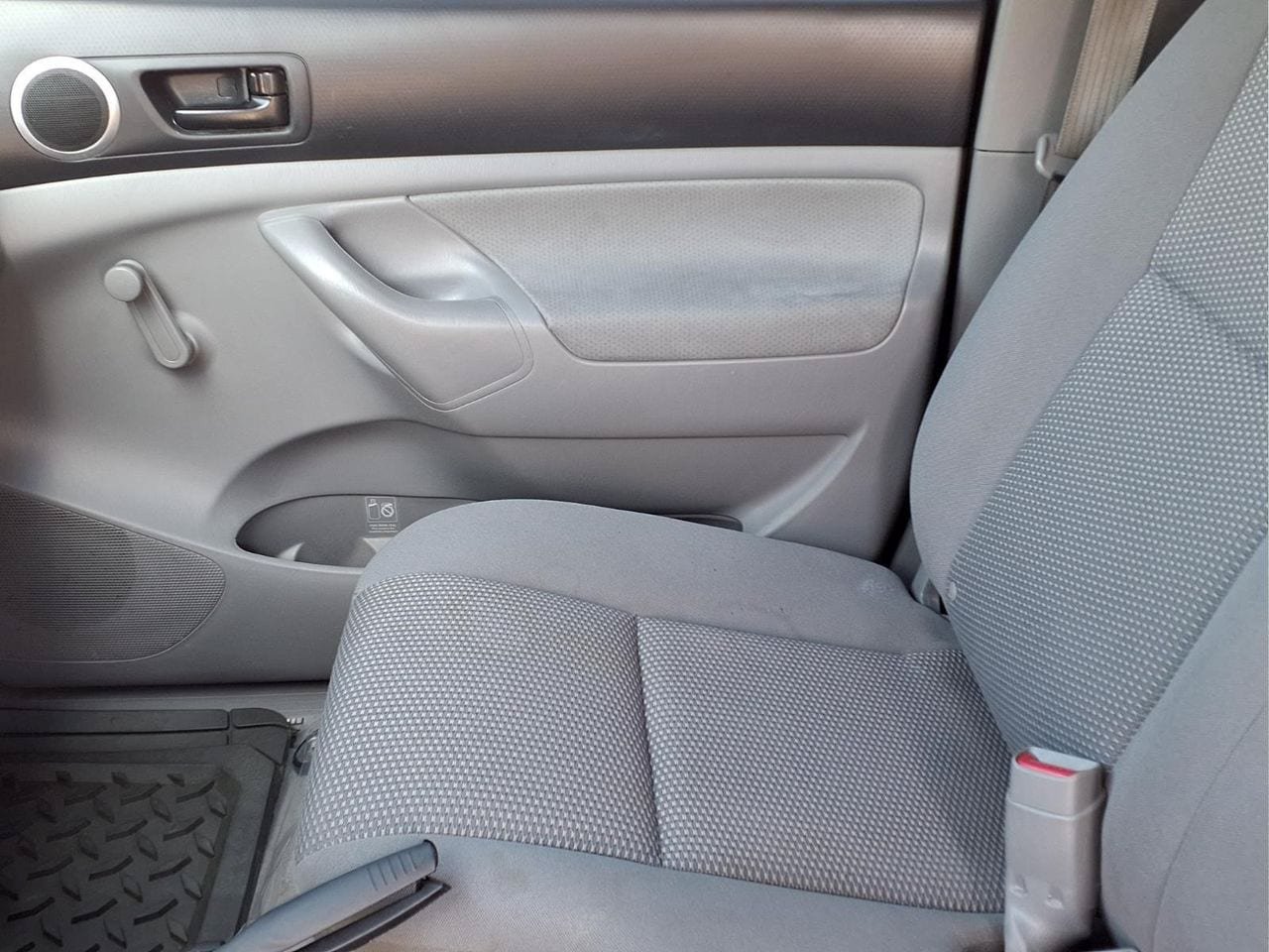 Used 2006 Toyota Tacoma 2WD Regular Cab image 12