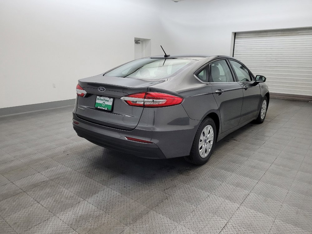Used 2019 Ford Fusion S FWD image 9