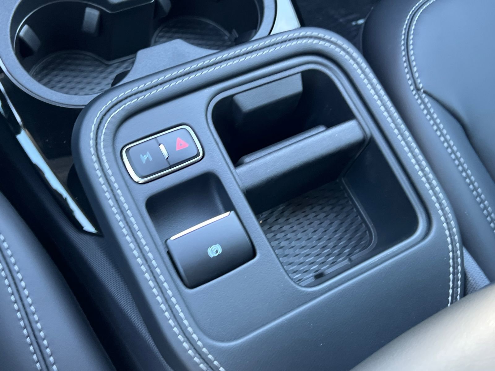 New 2026 Ford Mustang Mach-E Select w/ Comfort Package RWD image 33