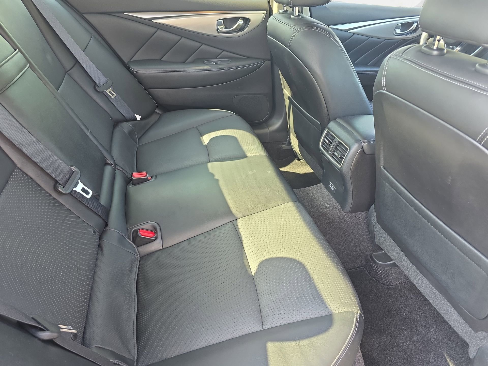 Certified 2022 INFINITI Q50 Luxe w/ Cargo Package AWD/4WD image 11