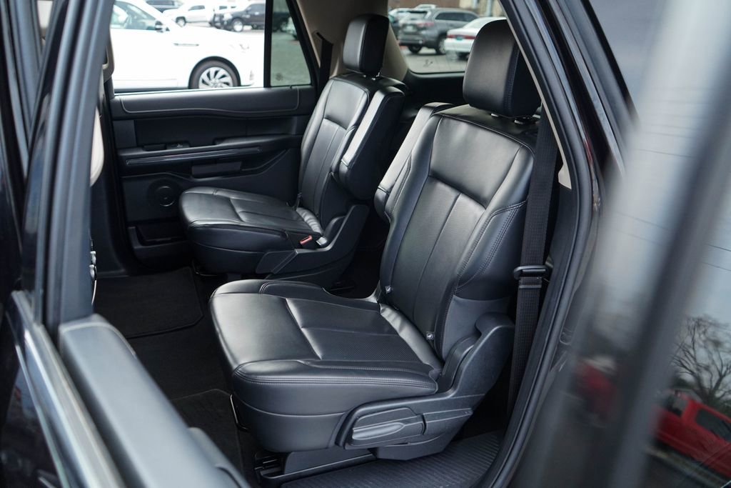 Used 2024 Ford Expedition Max XLT image 32