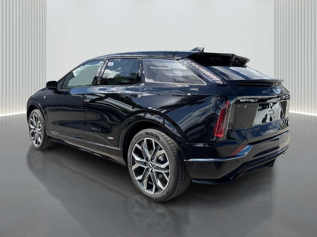 New 2026 Cadillac Optiq V AWD/4WD image 7