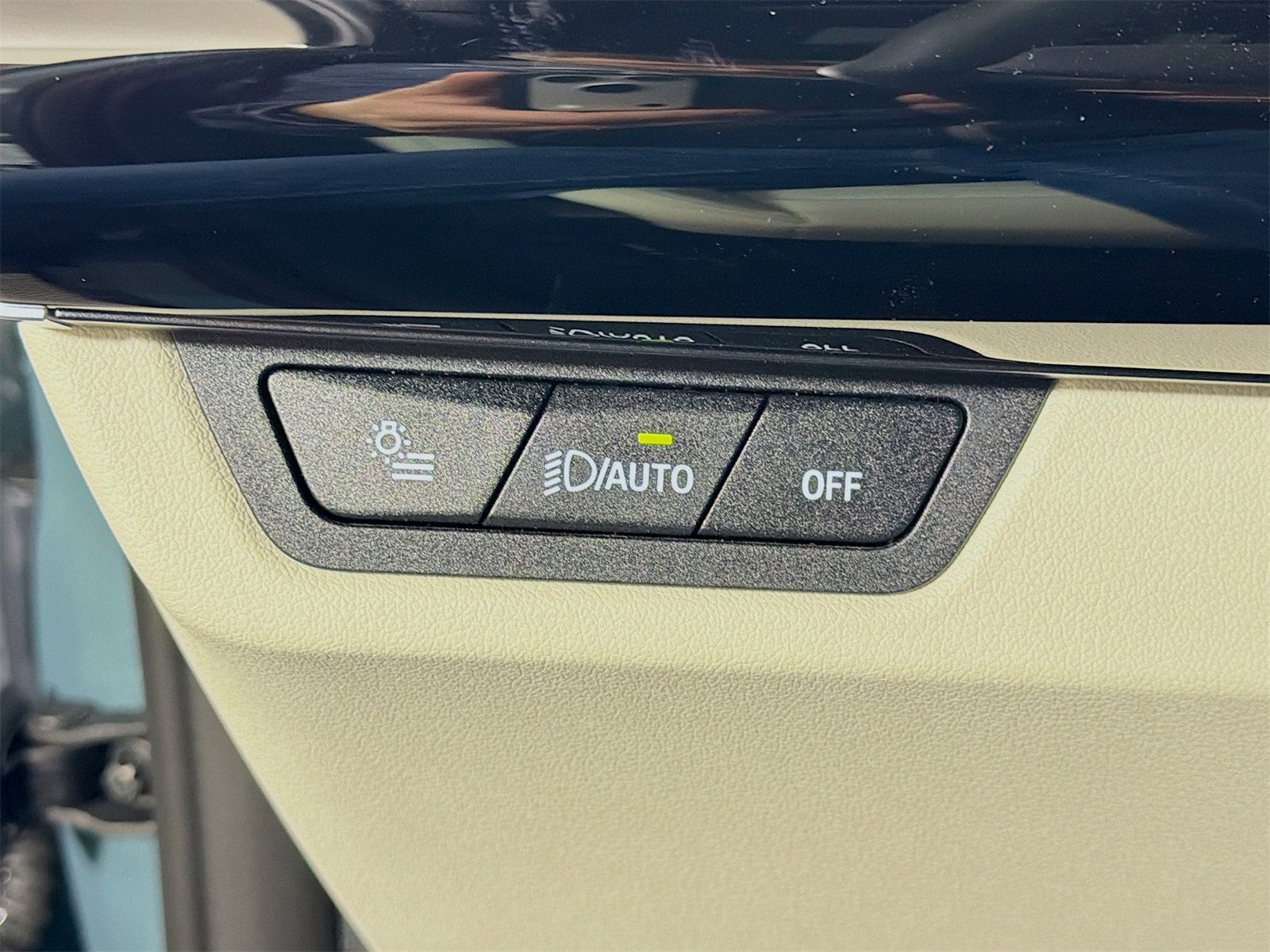 New 2026 BMW X1 xDrive28i w/ Convenience Package image 11