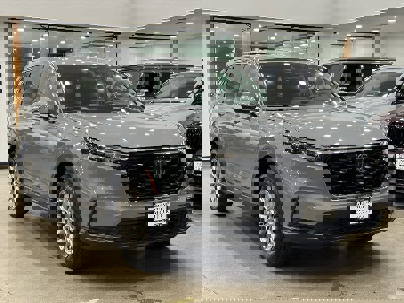 Used 2024 Honda CR-V EX-L image 3