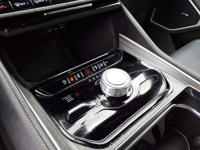 Used 2024 Jeep Wagoneer L Series II w/ Flexible Seating Group image 27