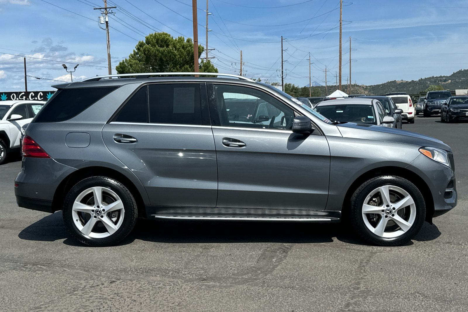 Used 2018 Mercedes-Benz GLE 350 4MATIC image 3