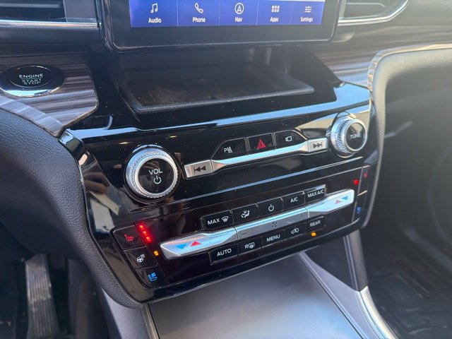 Certified 2023 Ford Explorer Limited w/ Equipment Group 301A AWD/4WD image 25
