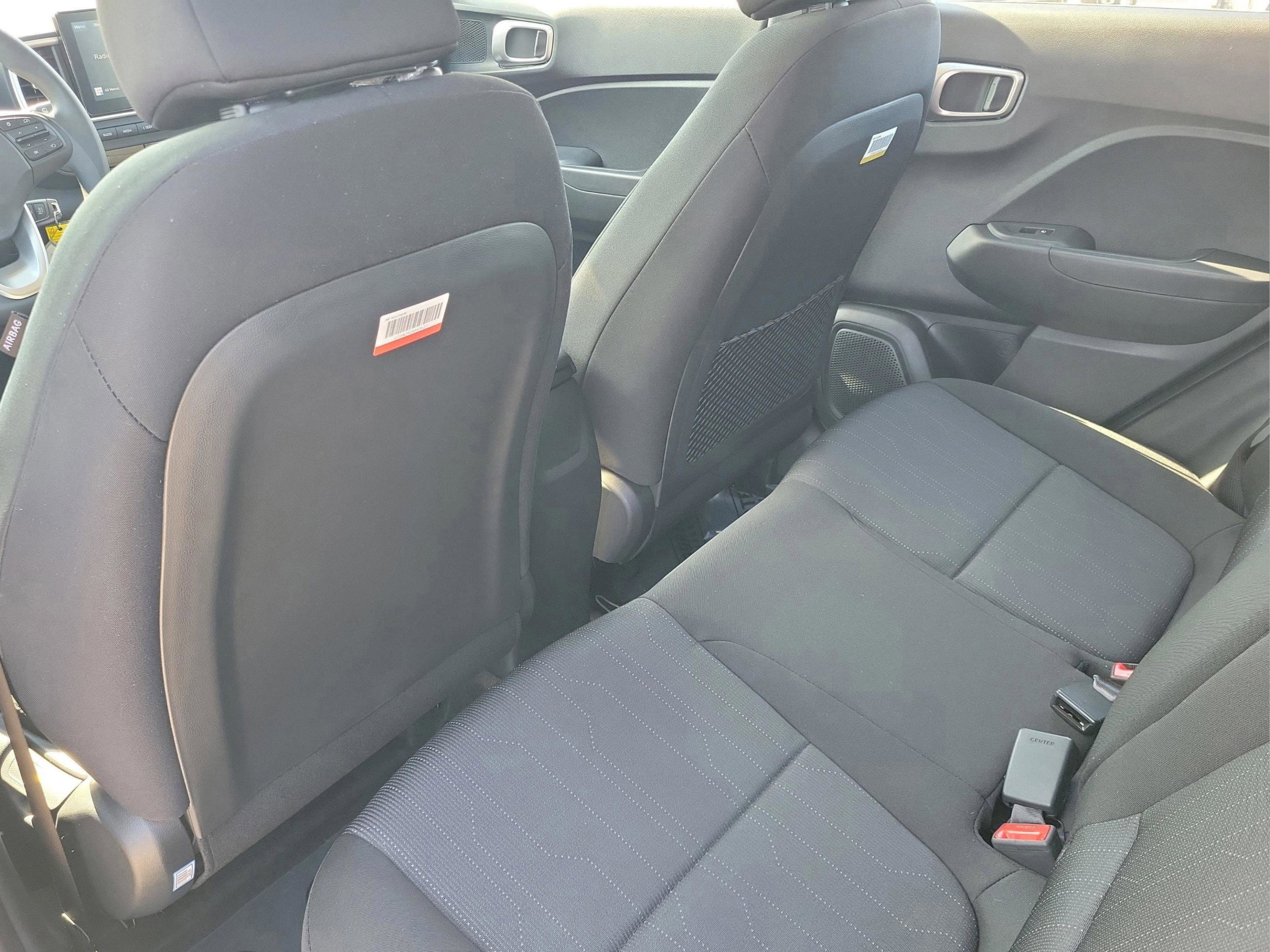 New 2026 Hyundai Venue SE image 26