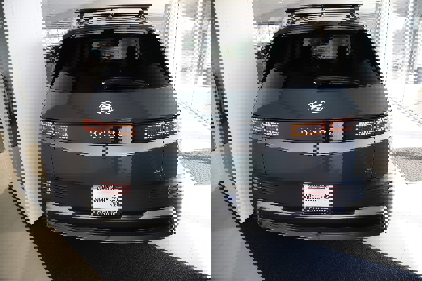 New 2025 Hyundai Ioniq 5 SEL image 5