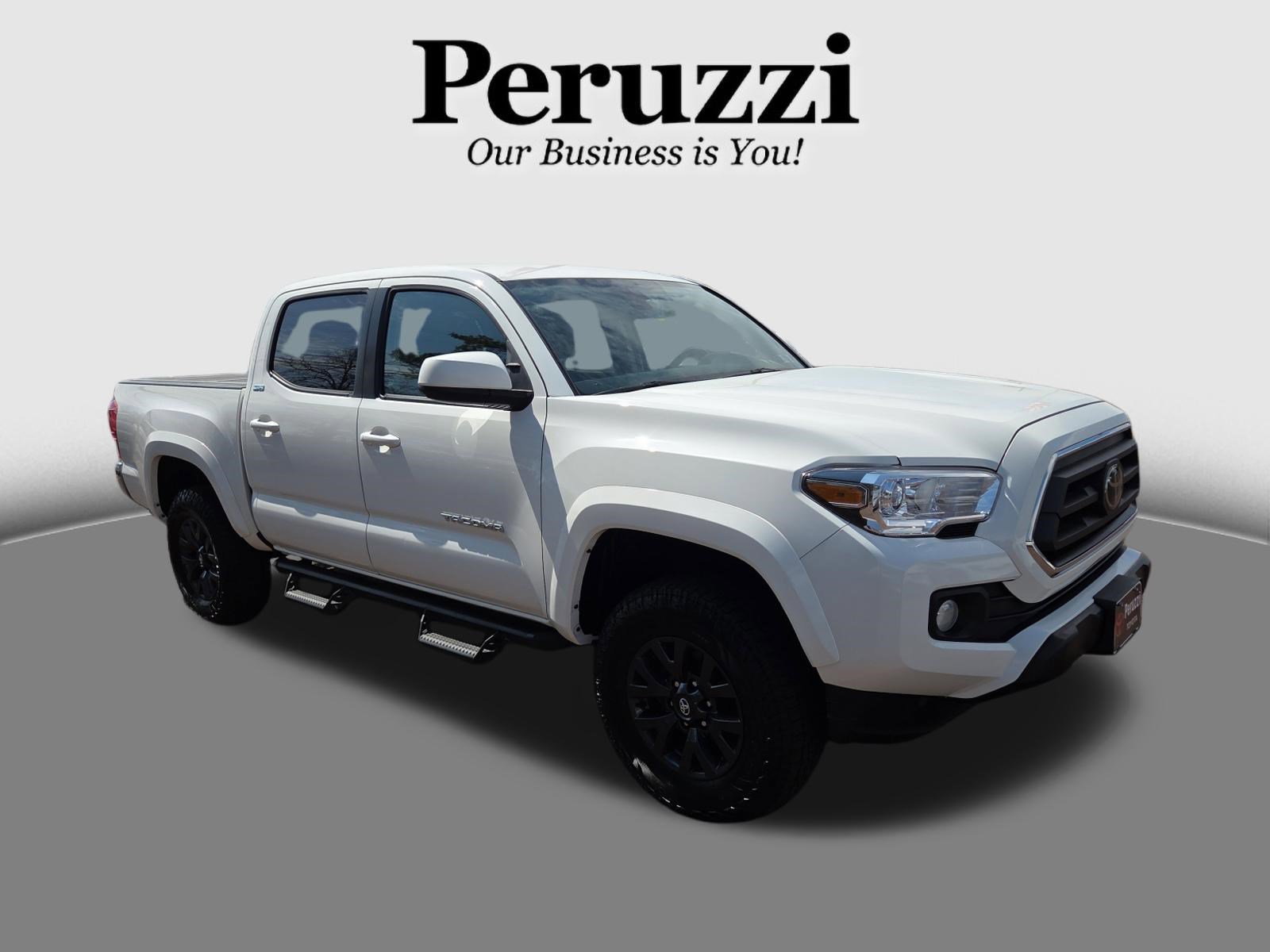 Certified 2023 Toyota Tacoma SR5 AWD/4WD image 1