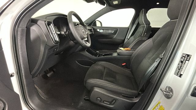 Used 2023 Volvo XC40 Recharge Plus AWD/4WD image 11