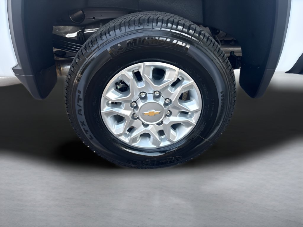 New 2026 Chevrolet Silverado 2500 LTZ w/ LTZ Convenience Package AWD/4WD image 39