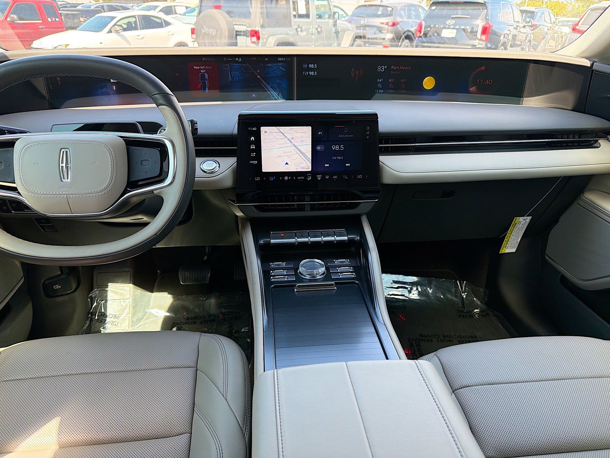 Used 2025 Lincoln Nautilus Premier w/ Equipment Group 102A image 20